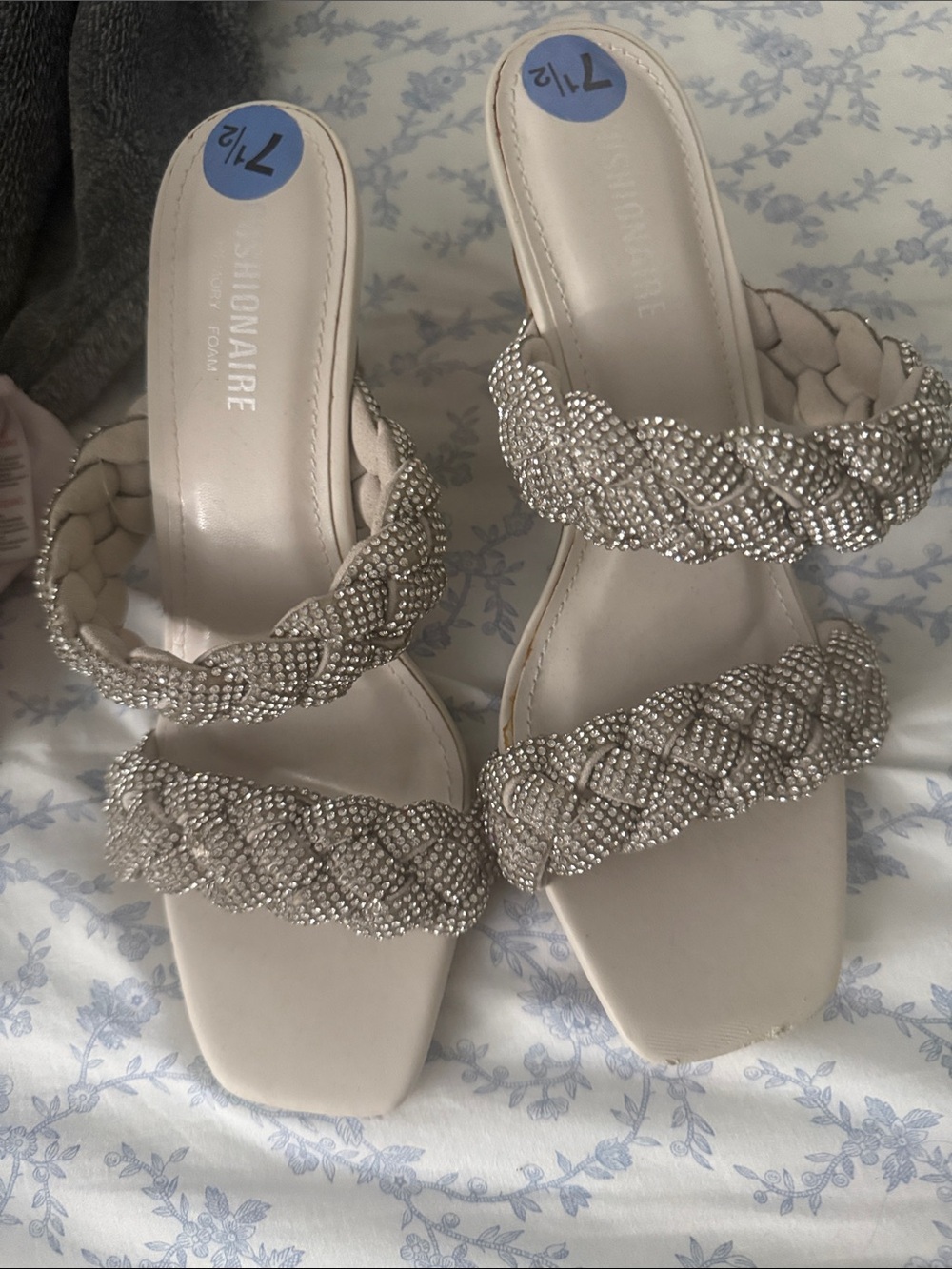 Cuahionare silver Beige Beaded Braided Slide Sandals